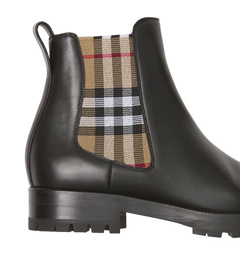 Women's Burberry Chelsea Boots 